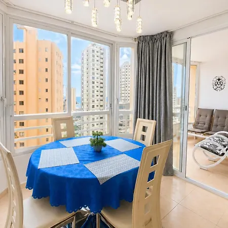 Appartamento With Balcony Benidorm